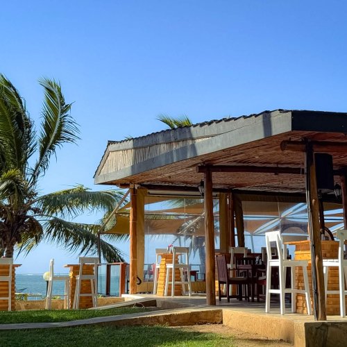Click to view larger Travellers Beach Hotel photo 4
