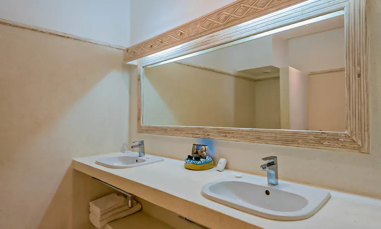 Click to view larger Medina Palms - 1 Bedroom Suite photo 3